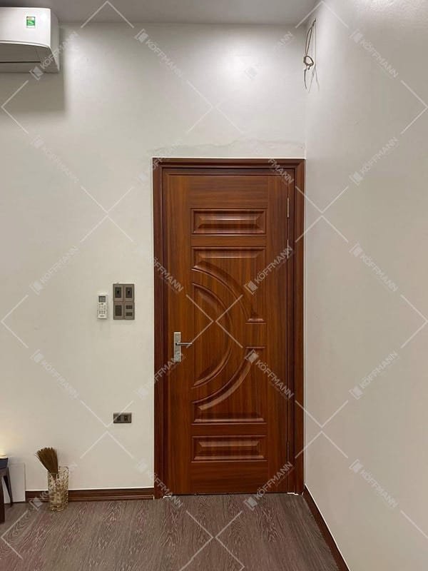 Cửa thép vân gỗ Koffmann KG-1.01-1NC - Mai Chương Bến Tre