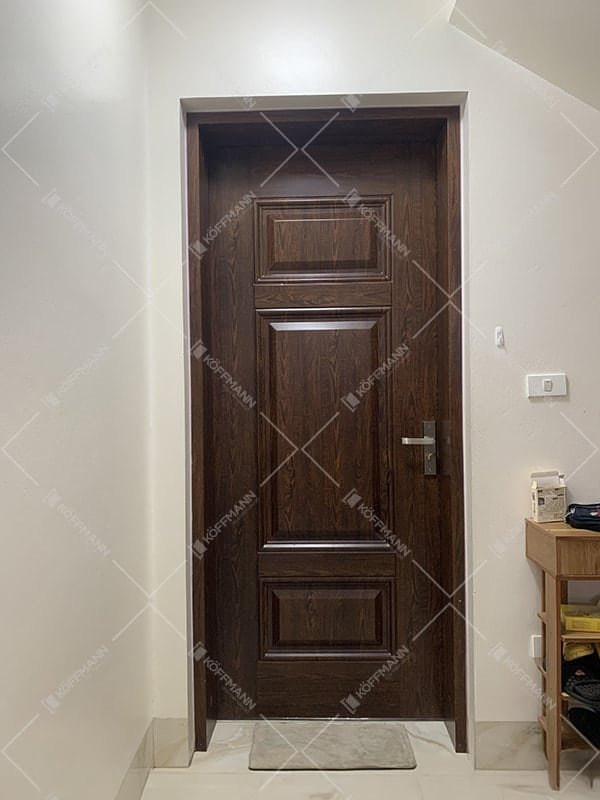 Cửa thép vân gỗ Koffmann KG-1.03 1 cánh - Mai Chương Bến Tre