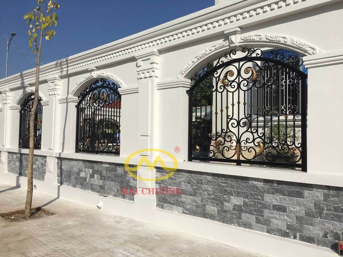 Mẫu hàng rào sắt mỹ thuật cao cấp - Mai Chương