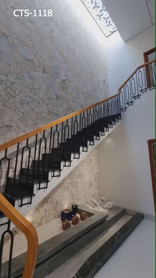 Cầu thang sắt mỹ thuật CTS-1118