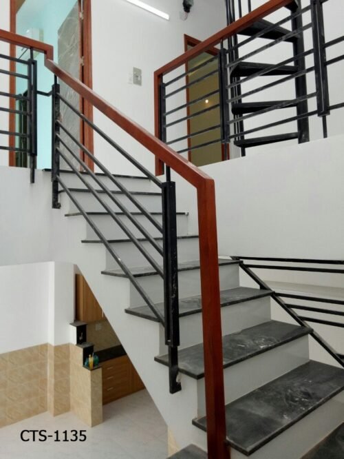 Cầu thang sắt mỹ thuật CTS-1135